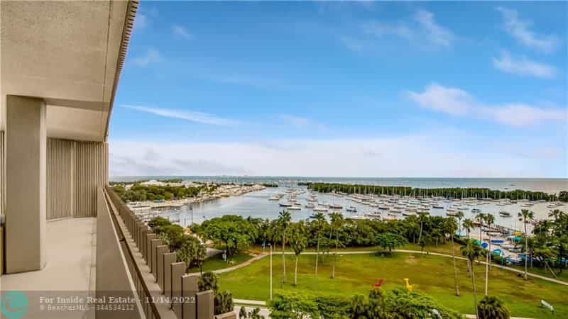 Condominium dans Hauteurs avec vue sur l'océan, Floride 11622922