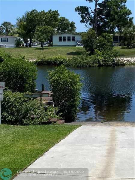 بيت في Boca Raton, Florida 11622928