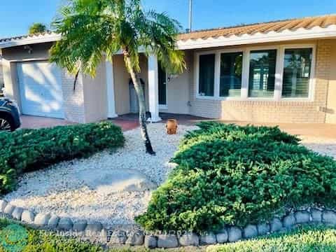 House in Garden Isles, Florida 11622944