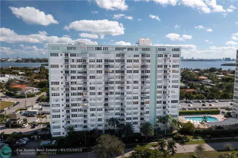 Condominium in North Miami, Florida 11622953