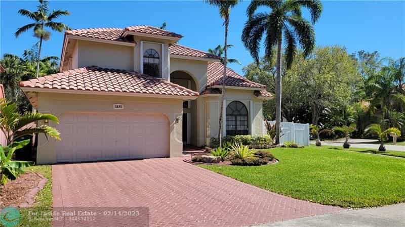 House in Cooper City, Florida 11622959