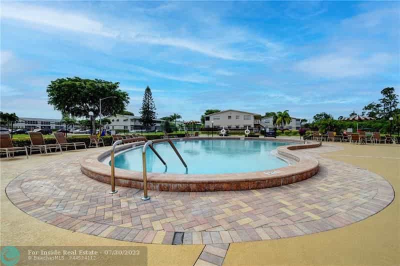 Condominio en West Palm Beach, Florida 11622978