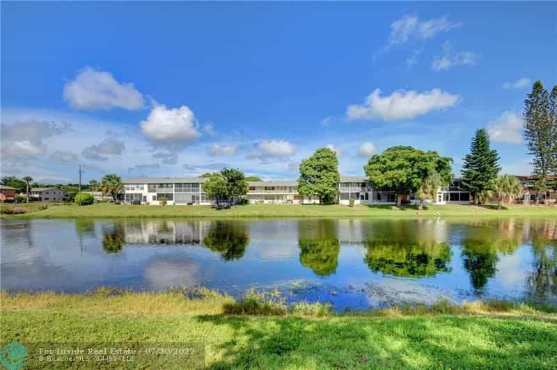 Condominium in West Palm Beach, Florida 11622978