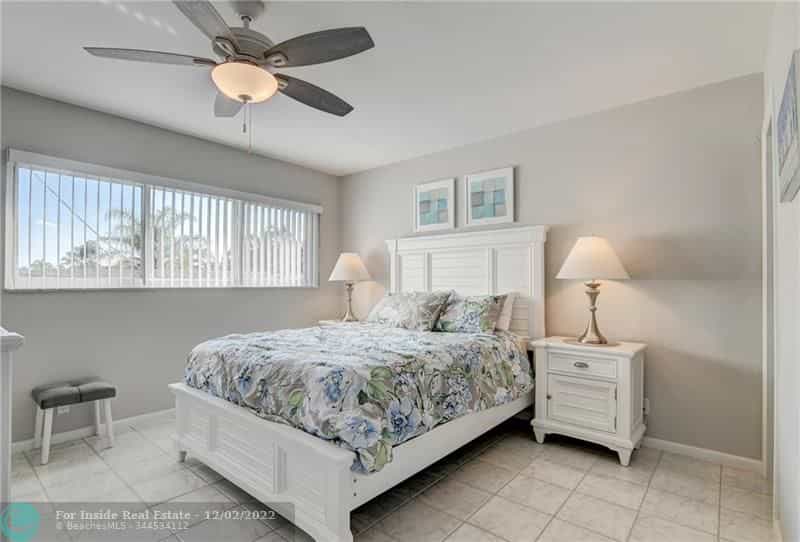 公寓 在 Ocean Ridge, Florida 11622986