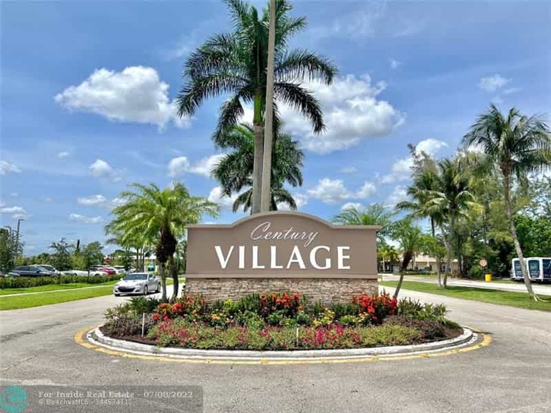 Condominium in West Palm Beach, Florida 11622988