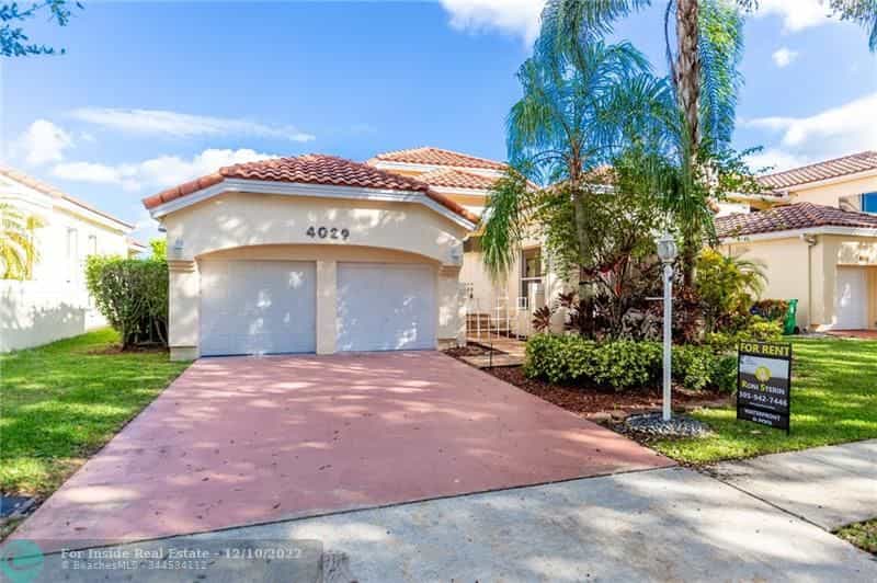 House in Cooper City, Florida 11622990