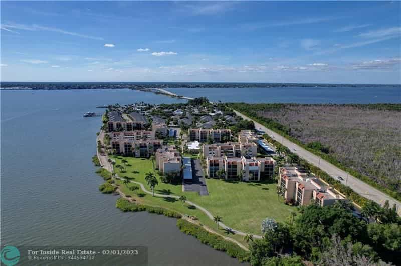 Osiedle mieszkaniowe w Jensen Beach, Florida 11623000