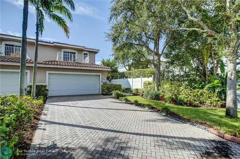 House in Harbor Village, Florida 11623032