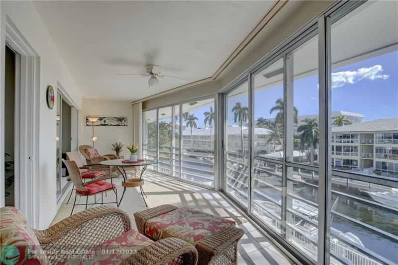 Condominium in Coral Ridge-eilanden, Florida 11623051