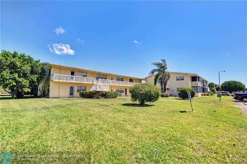 House in West Palm Beach, Florida 11623054