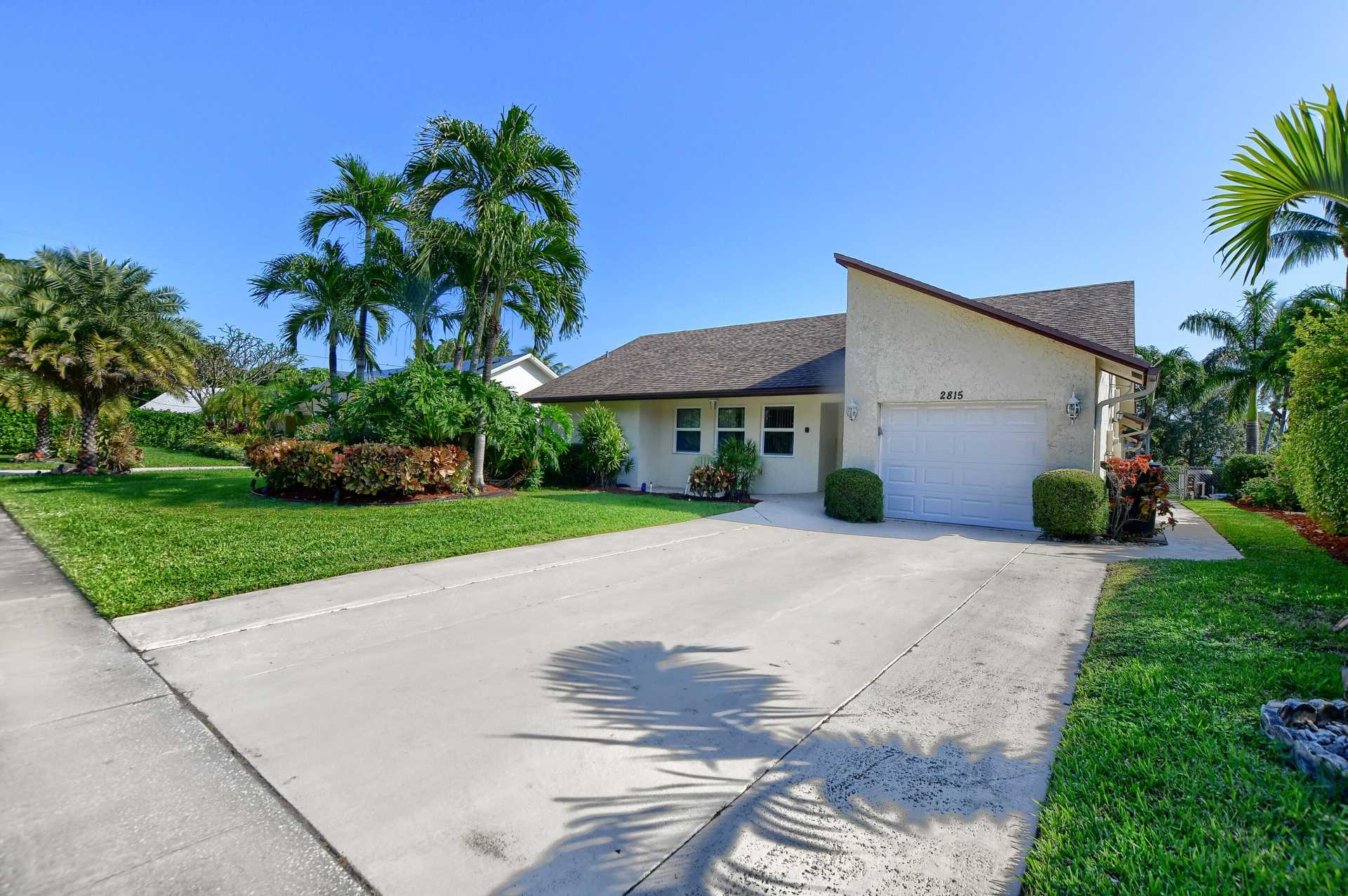Hus i Tropic Isle, Florida 11623063