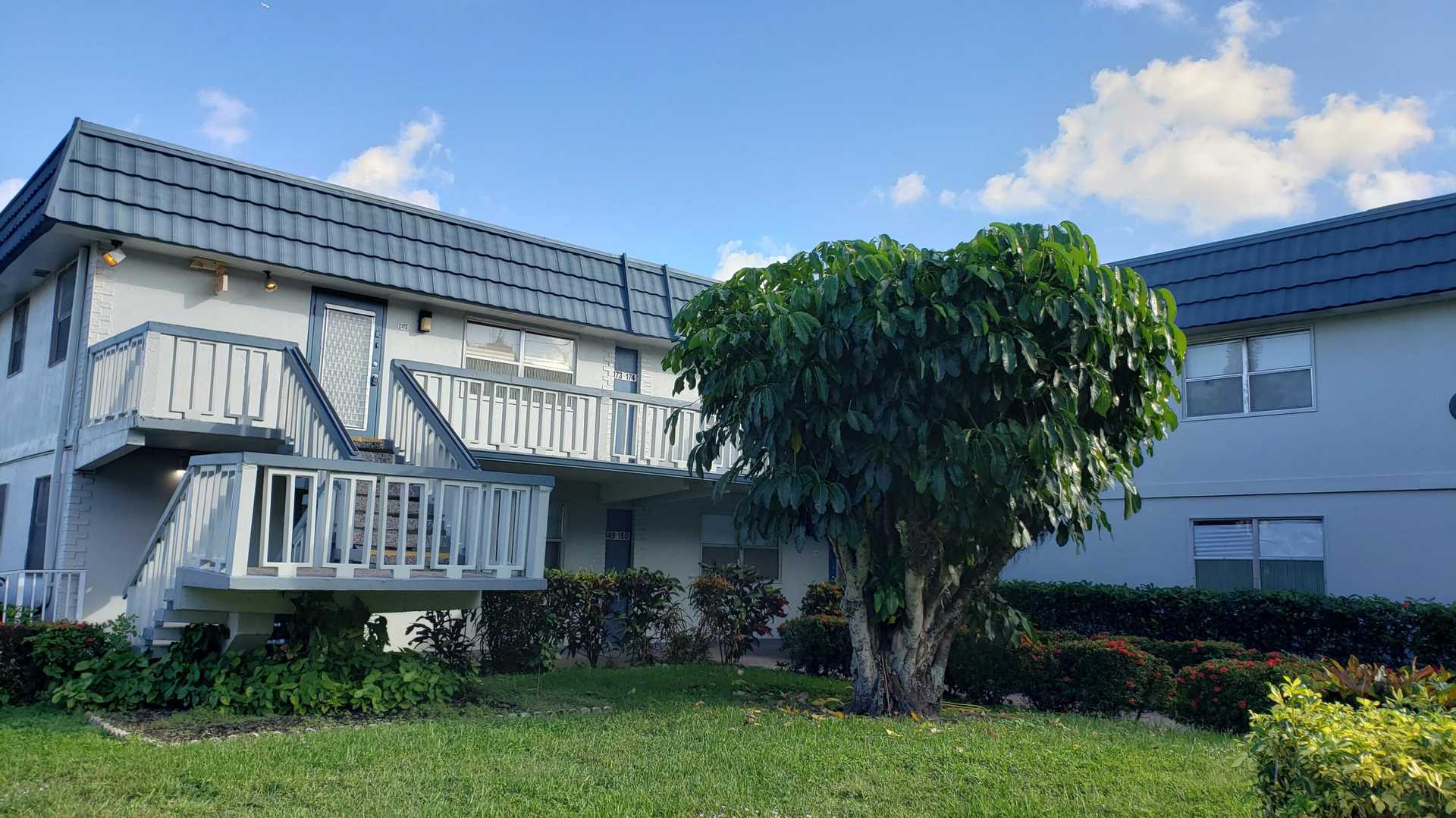 Condominium in Dorpen van Oriole, Florida 11623094