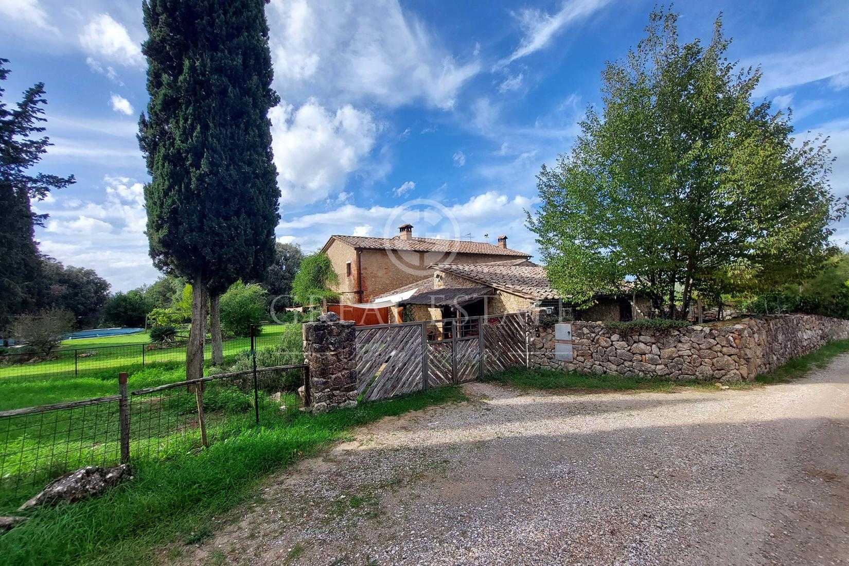 rumah dalam Monteriggioni, Tuscany 11623288