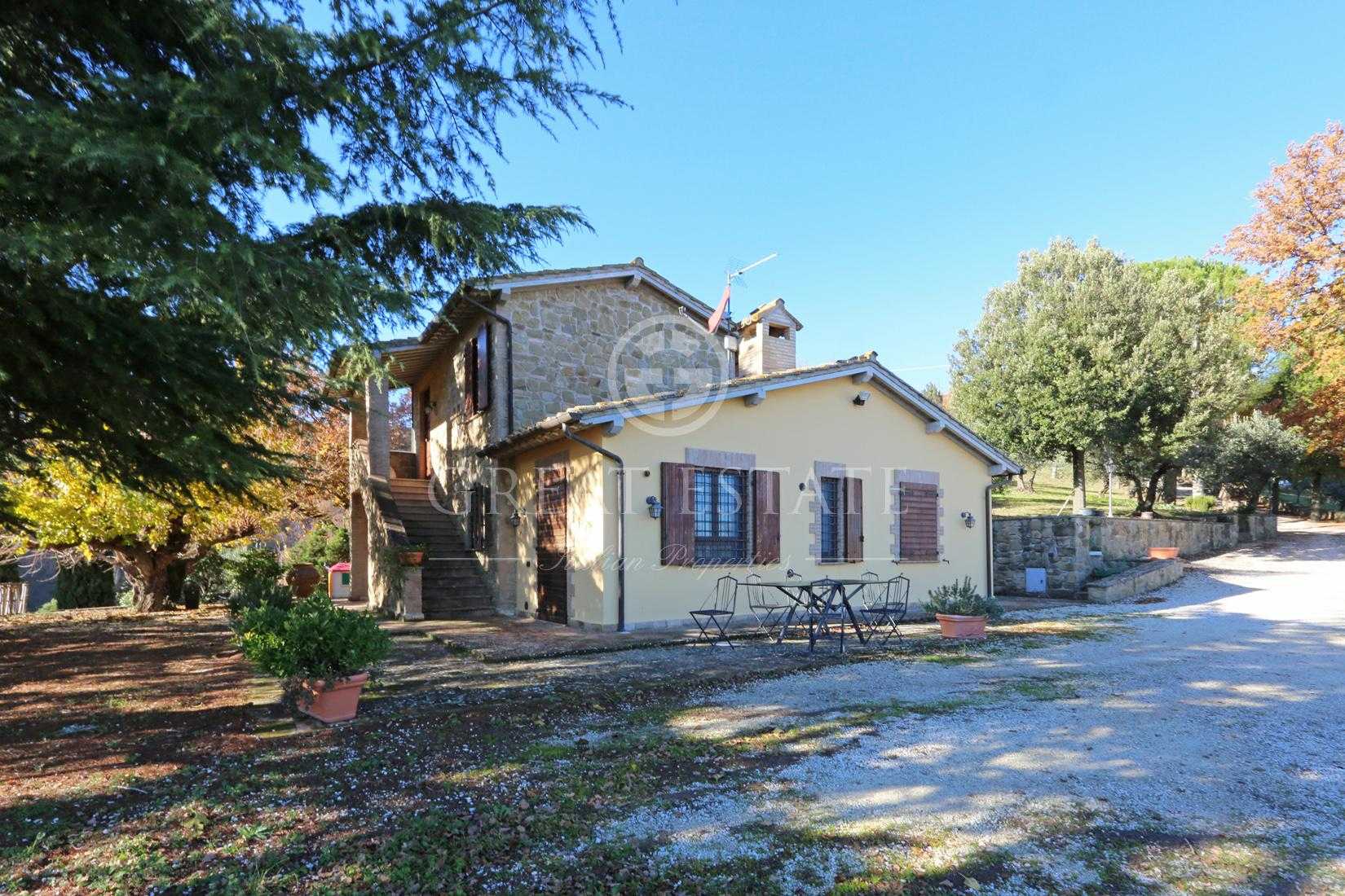 House in Cannara, Umbria 11623291
