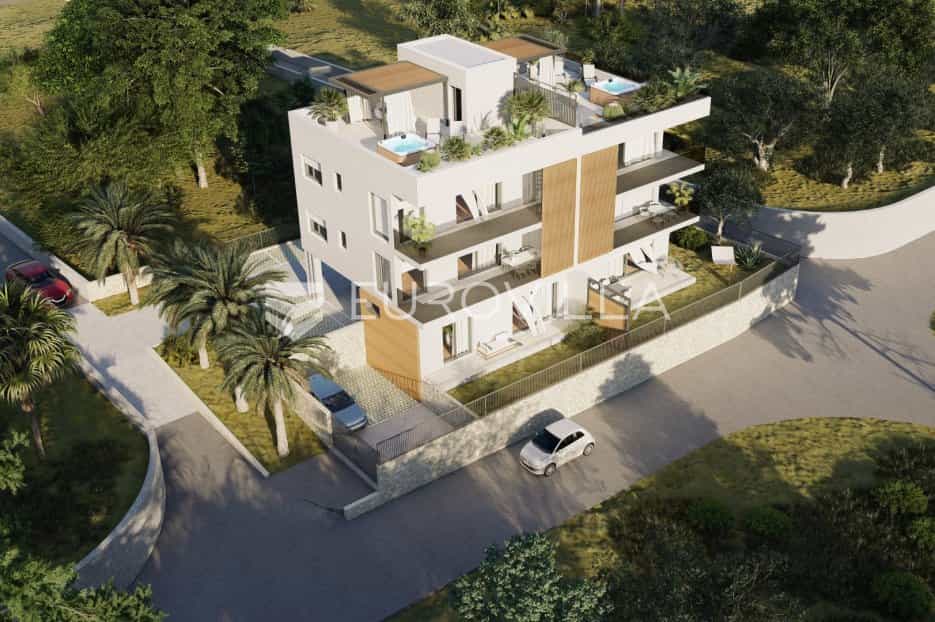 Condominium in Trogir, Splitsko-Dalmatinska Zupanija 11623670