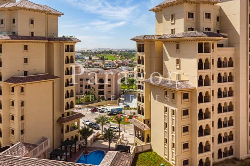 Condominium in Dubai, Dubai 11623727