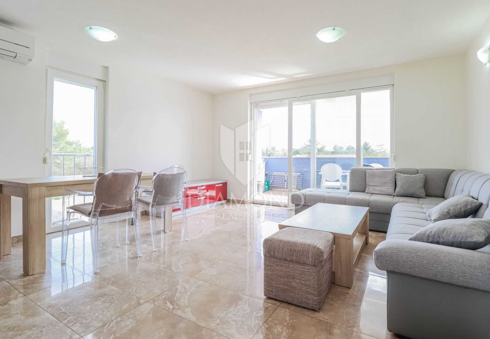 Condominium in Umag, Istria County 11623813