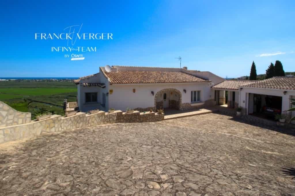 жилой дом в Pego, Comunidad Valenciana 11624000