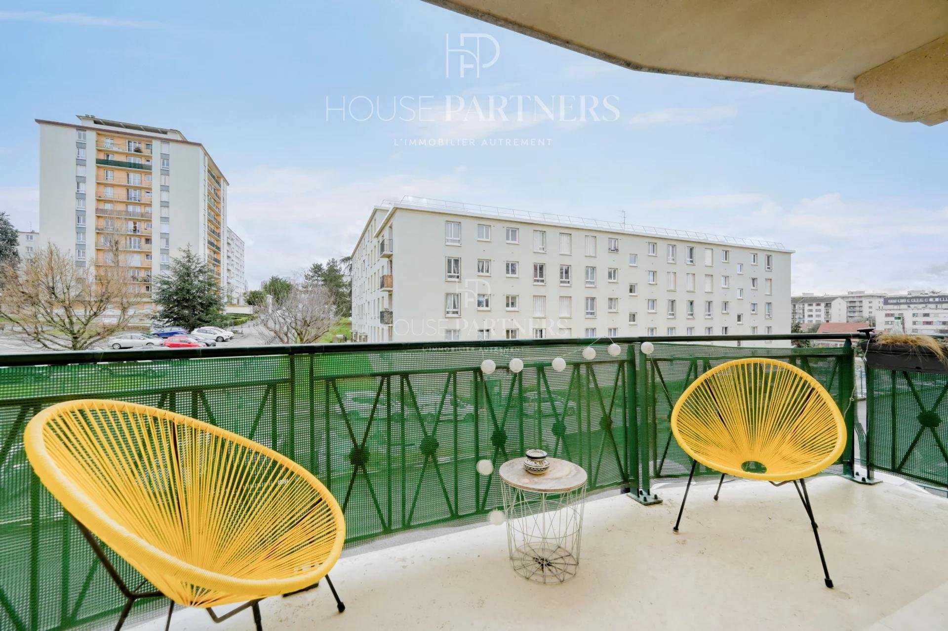 Condominium dans Rueil-Malmaison, Hauts-de-Seine 11624092