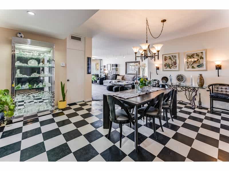Residential in West Hollywood, California 11625083