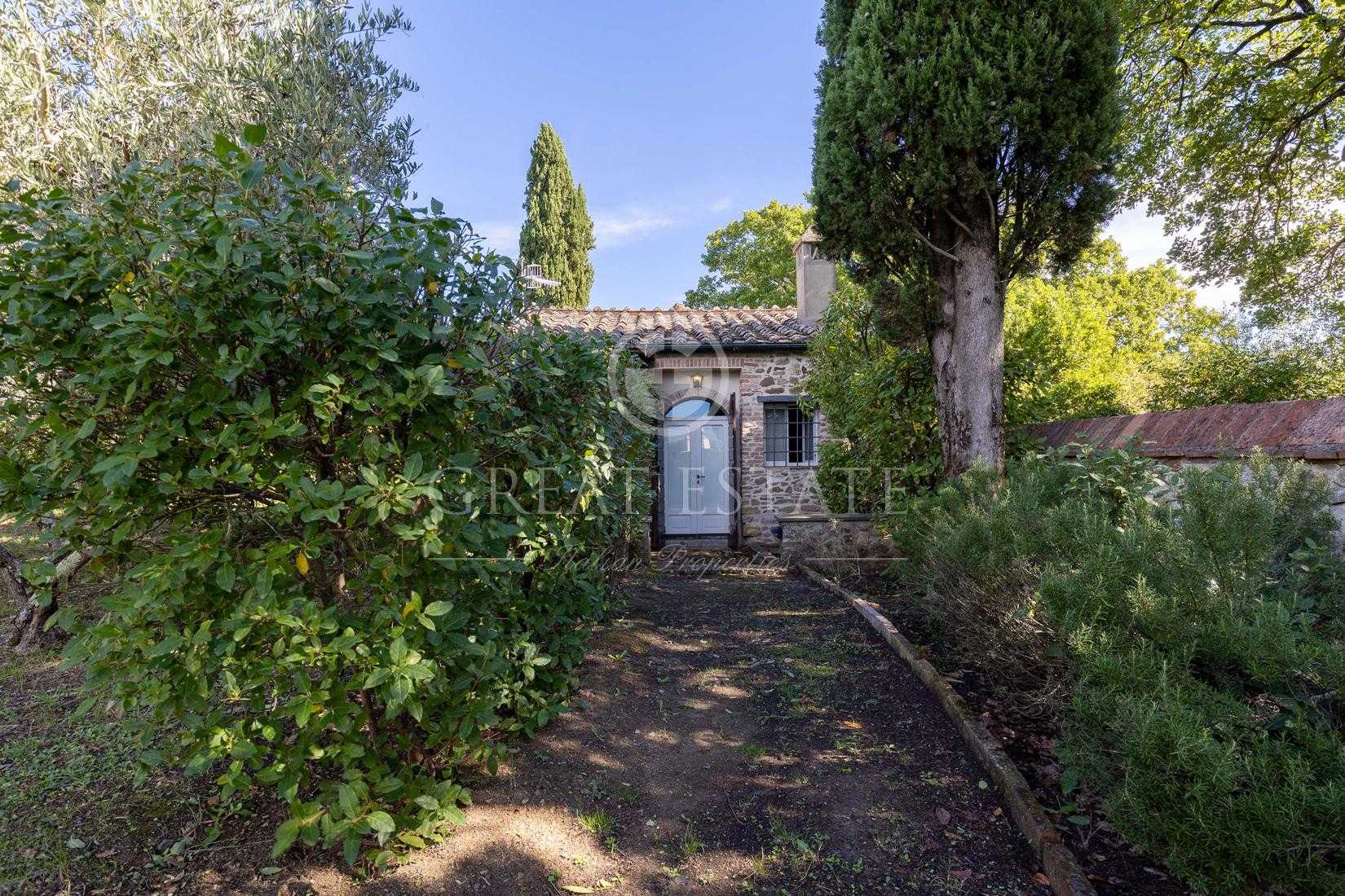House in Radicondoli, Tuscany 11625273