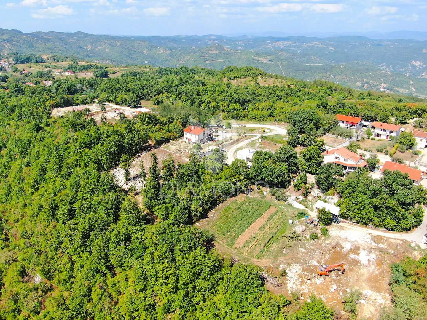 Land in Pićan, Istria County 11625541