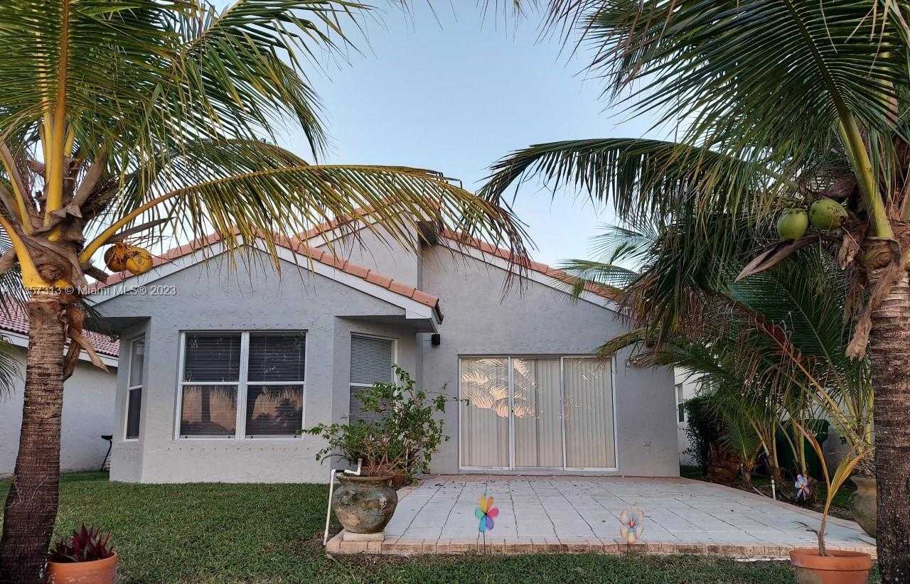 House in Miramar, Florida 11625585