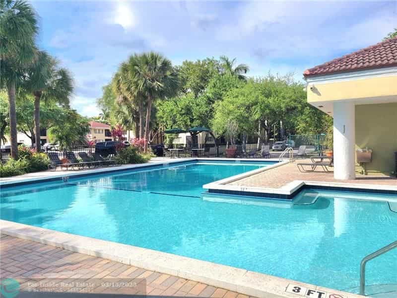 Residential in Fort Lauderdale, Florida 11625588
