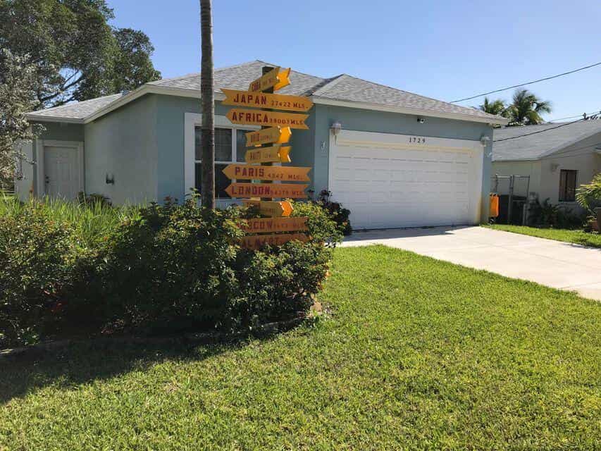 House in Lake Worth, Florida 11625679