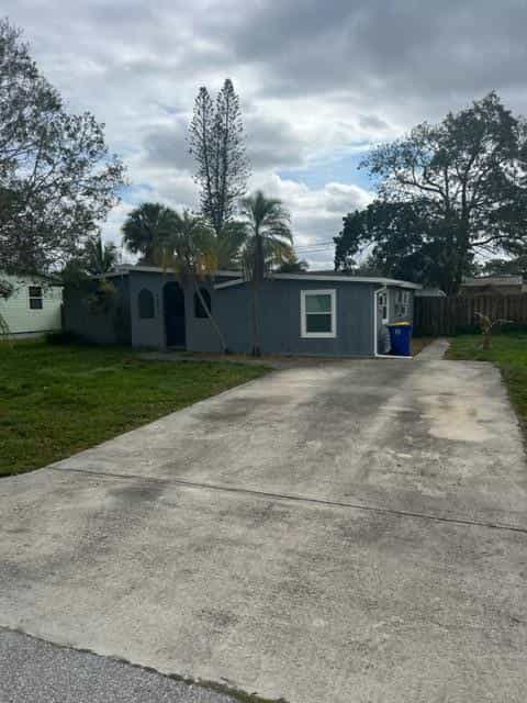 Haus im Nordflussufer, Florida 11625694