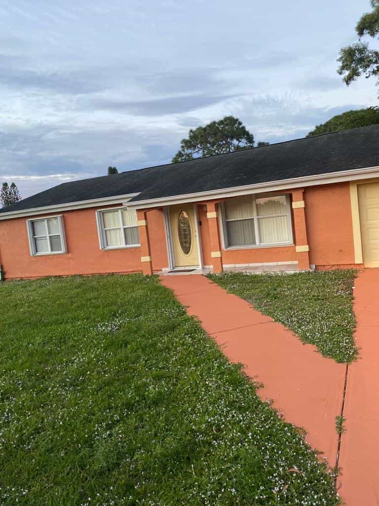 House in Port St. Lucie, Florida 11625777