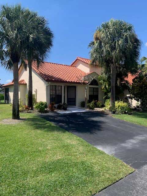 House in Boca Raton, Florida 11625791