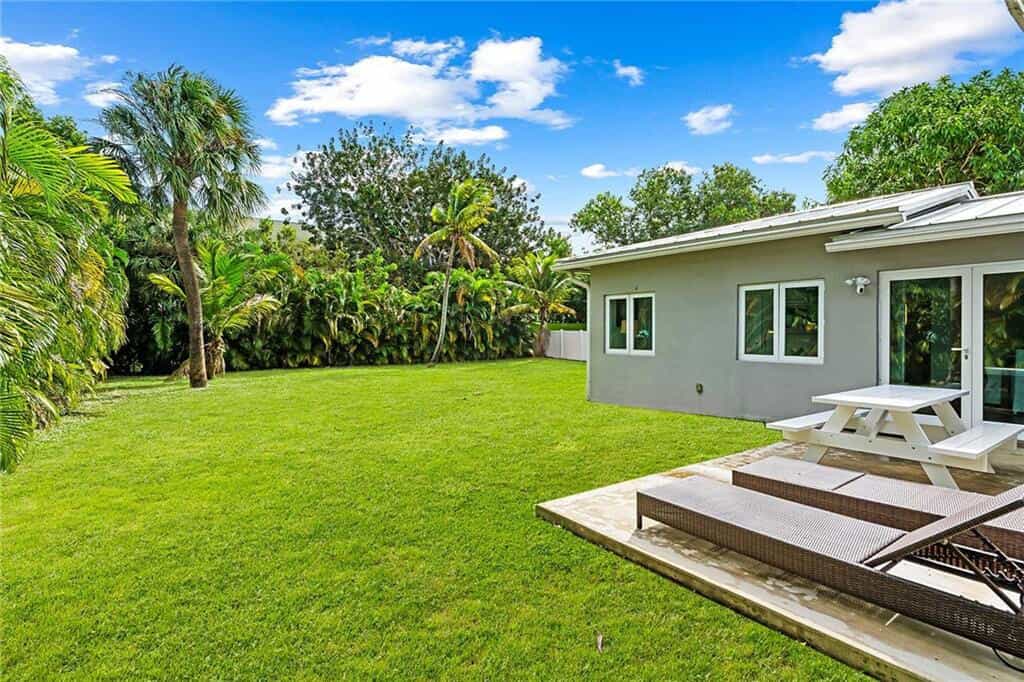 بيت في Pompano Beach, Florida 11625813
