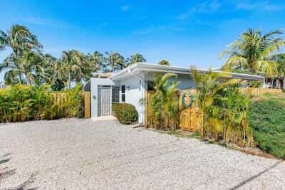 بيت في West Palm Beach, Florida 11625846