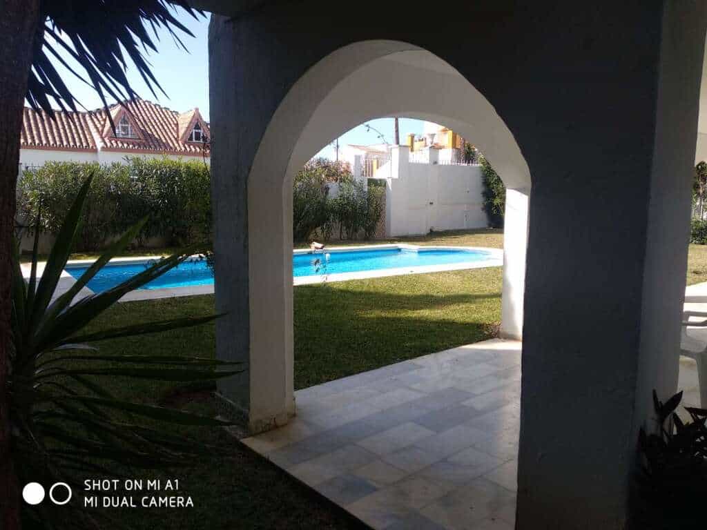 Будинок в Marbella, Andalucía 11625853