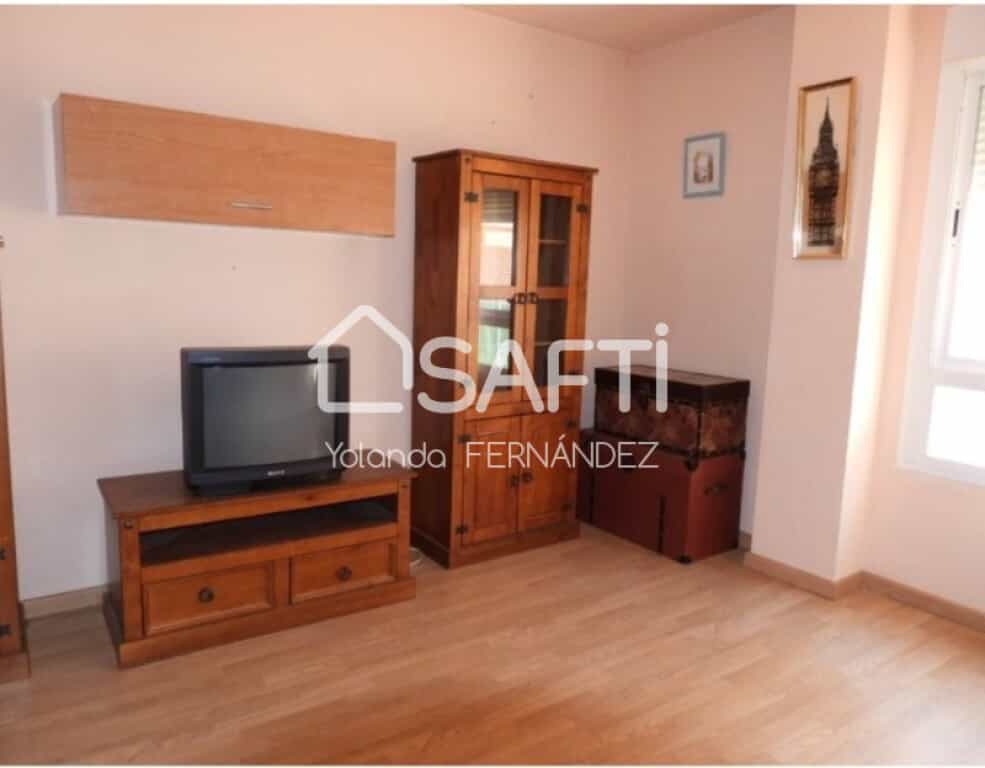 Condominium in Gerindote, Castilla-La Mancha 11625898