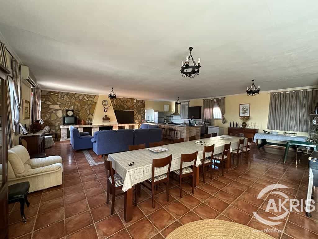 σπίτι σε Noez, Castilla-La Mancha 11625938