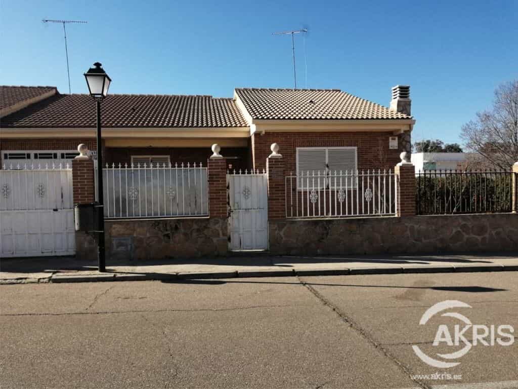 Hus i Mentrida, Castille-La Mancha 11625940