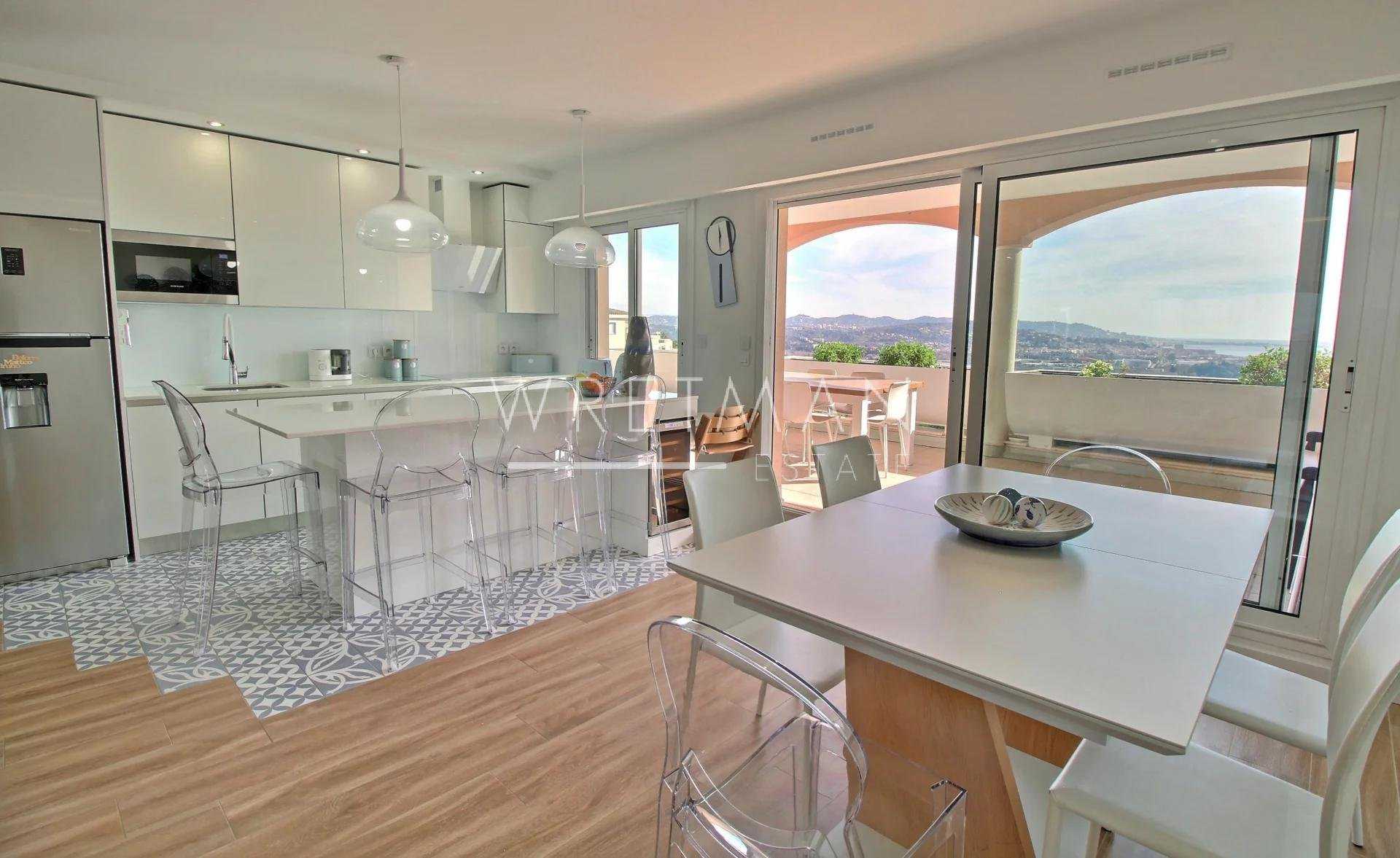 Condominium in Les Termes, Provence-Alpes-Cote d'Azur 11625955