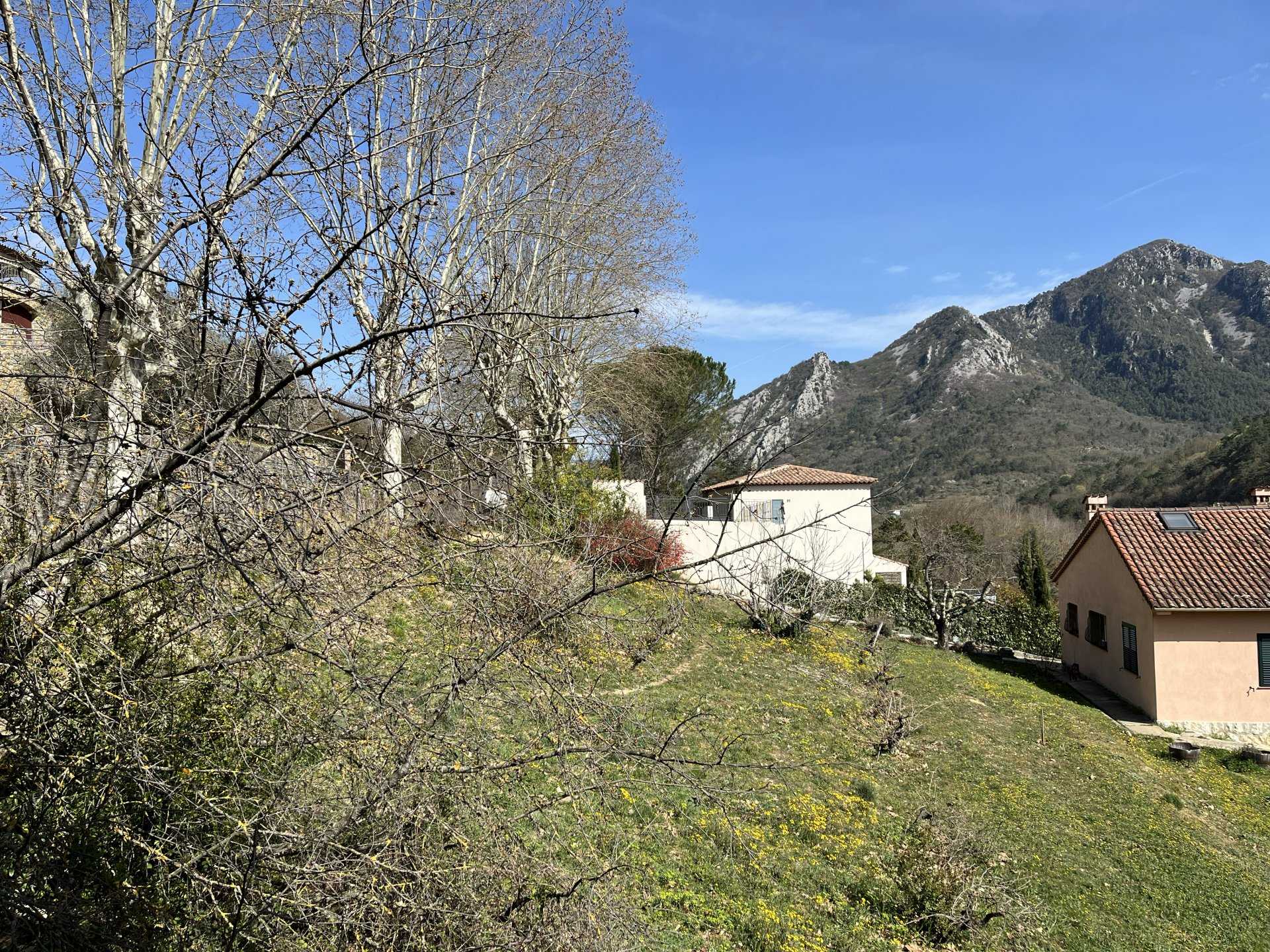 Condominium dans Sospel, Alpes-Maritimes 11626021