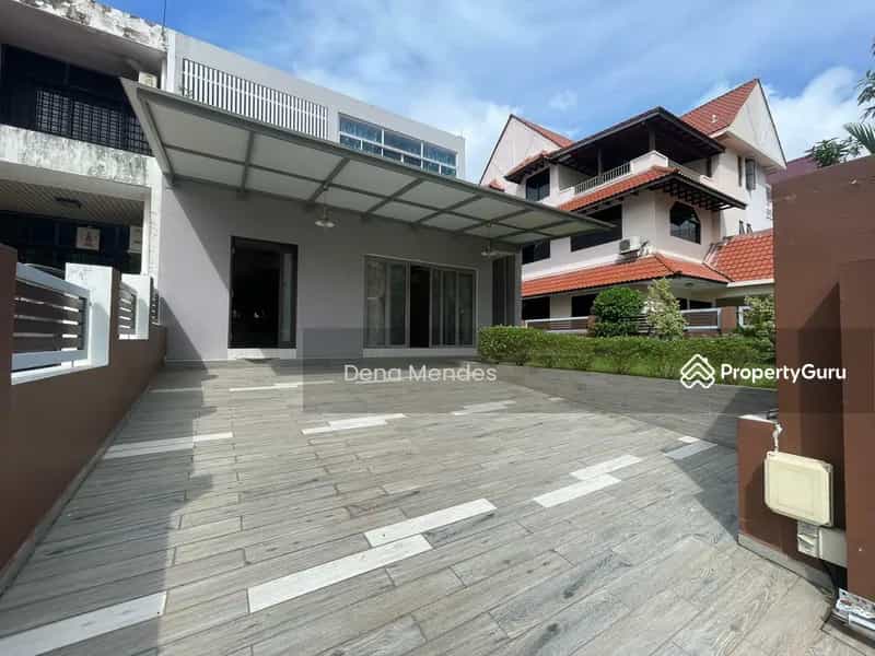 Condominium dans Sirène de Kampong, Sud-Est 11626081