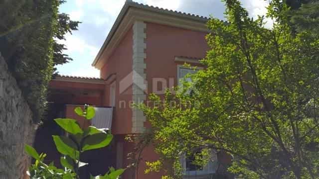 House in Klanfari, Primorsko-Goranska Zupanija 11626248