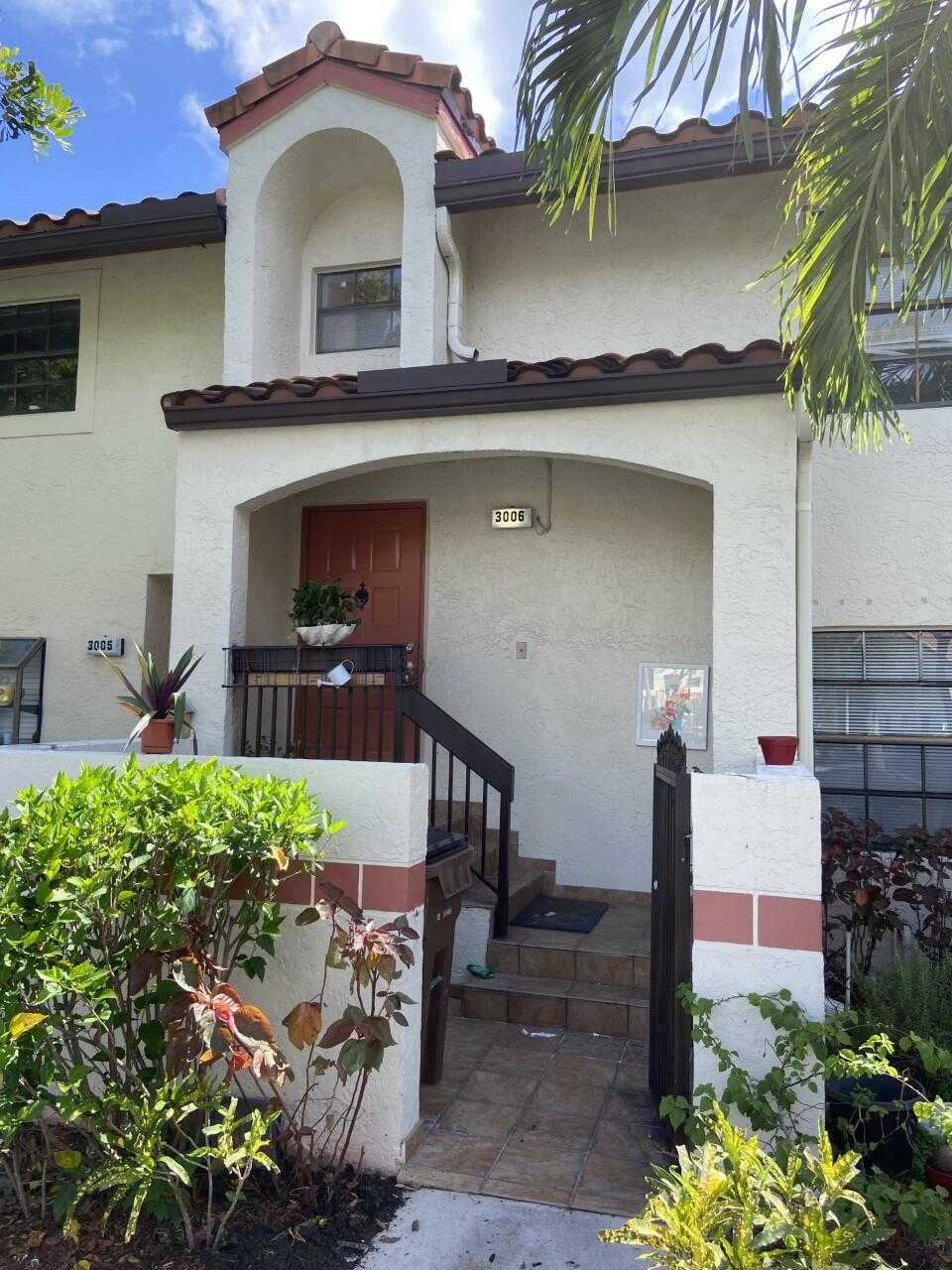 House in Deerfield Beach, Florida 11627219