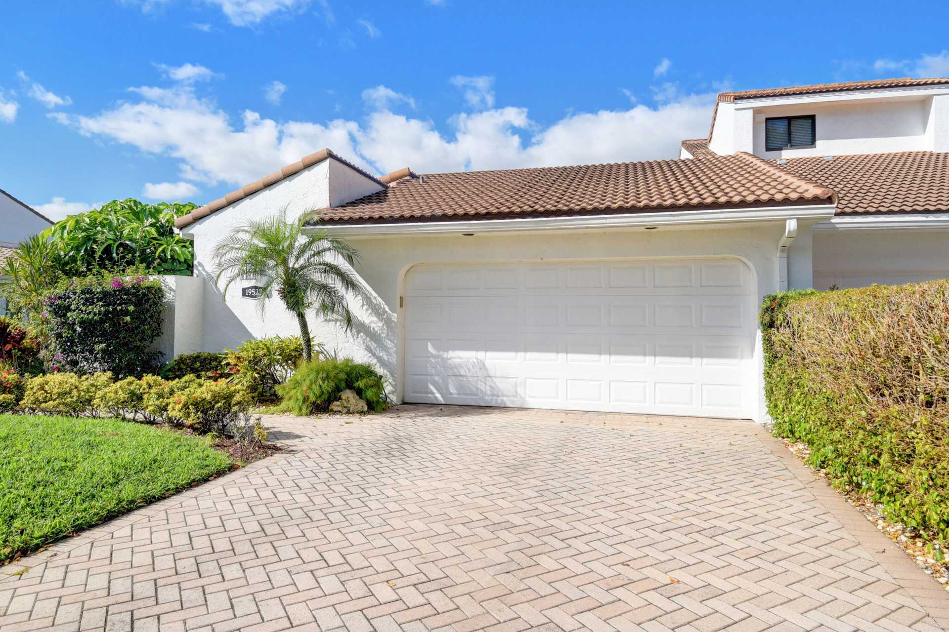 House in Boca West, Florida 11627240