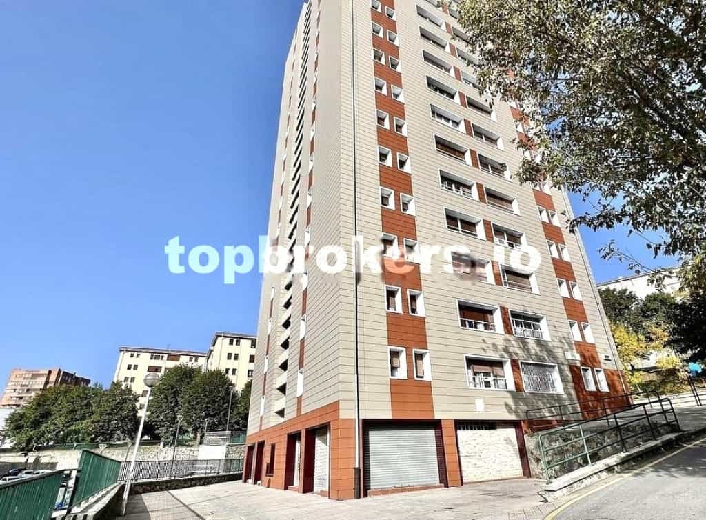 Condominium in Lequizamon, Basque Country 11627284