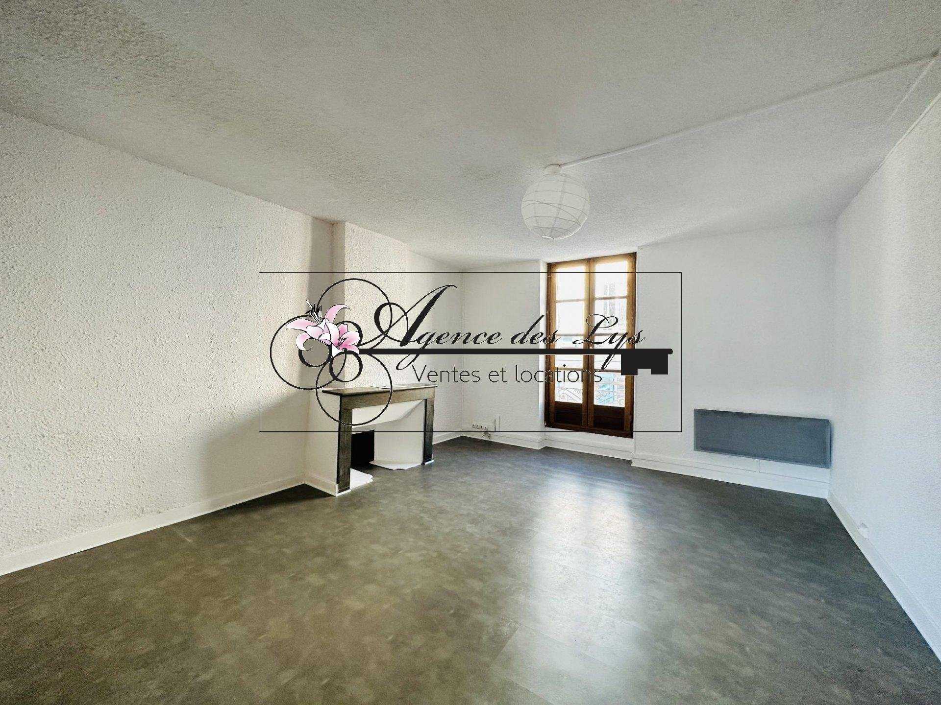 公寓 在 Voiron, 奧弗涅-羅納-阿爾卑斯大區 11627327