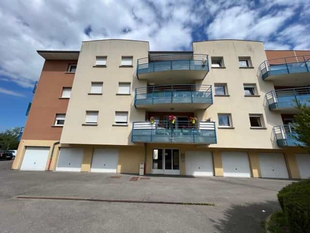 Condominium in Cantebonne, Grand Est 11627362