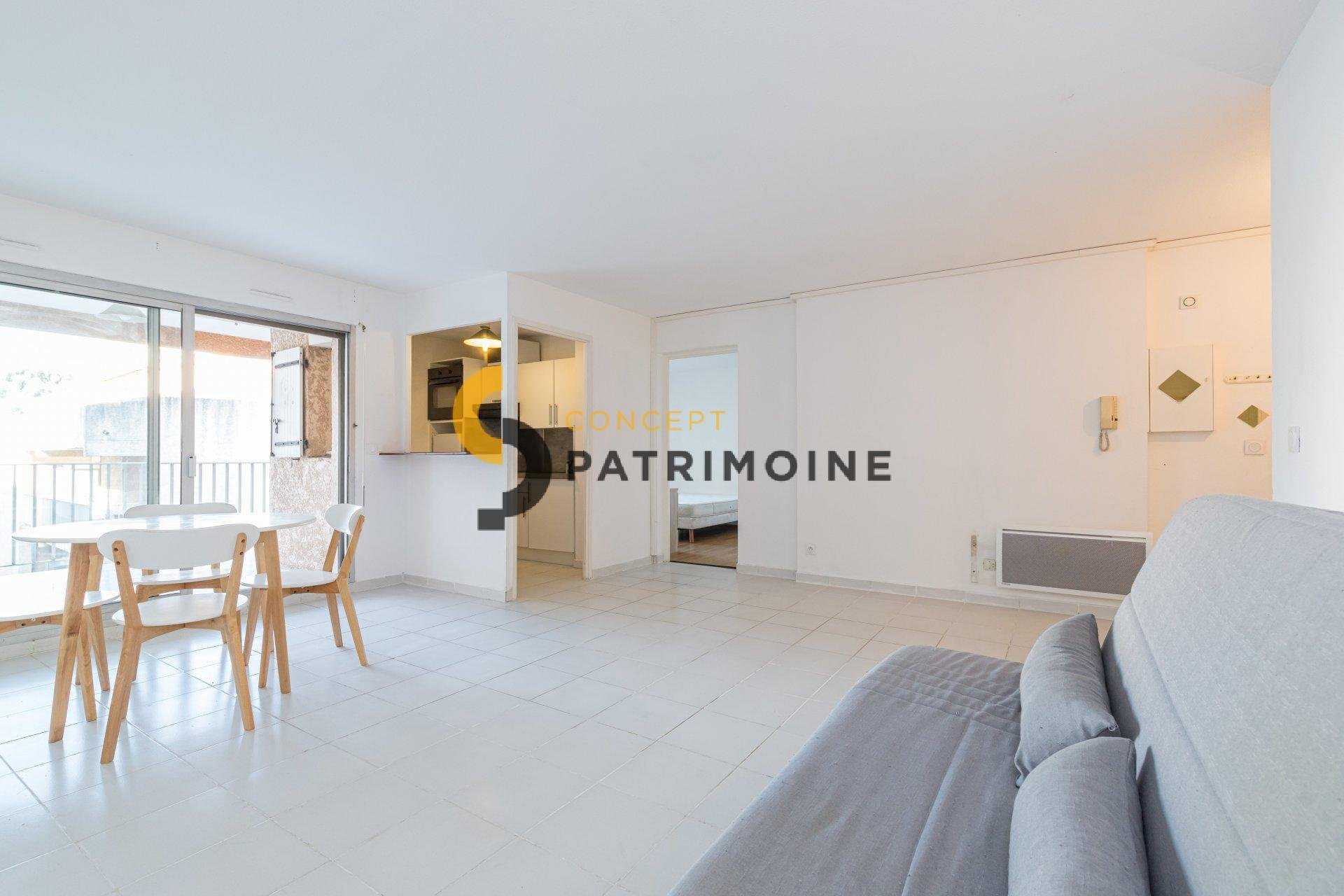 Condominium in Montaleigne, Provence-Alpes-Cote d'Azur 11627365