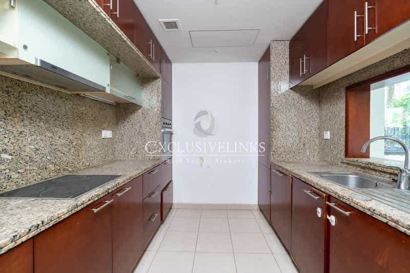 Condominium in Dubai, Dubayy 11627945