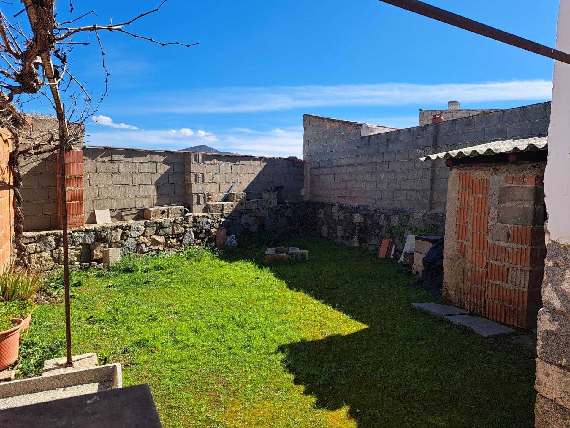 Talo sisään Esparragosa de la Serena, Extremadura 11627958
